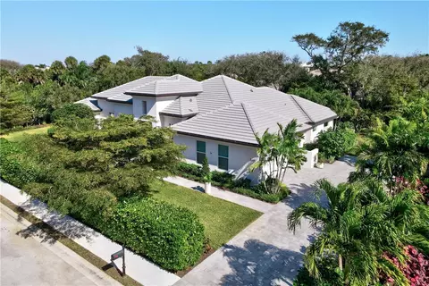 1008 Isla Verde Sq, Vero Beach, FL 32963