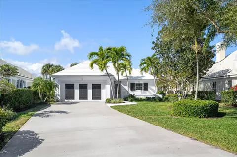4805 Saint James Ave, Vero Beach, FL 32967
