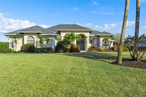 1510 Eagles Cir, Sebastian, FL 32958