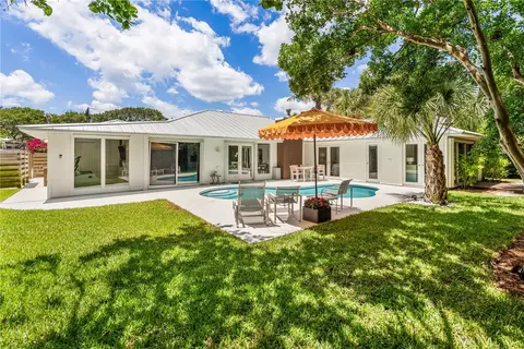 1970 Coco Plum Ln, Vero Beach, FL 32963