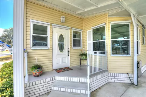 5439 Bannock St, Micco, FL 32976