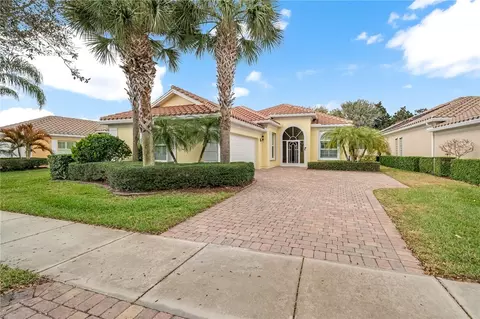 5193 Eleuthra Cir, Vero Beach, FL 32967