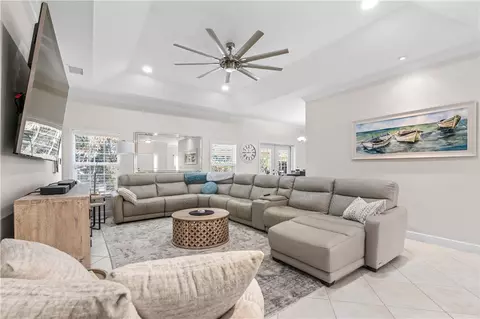 5850 Magnolia Ln #16, Vero Beach, FL 32967