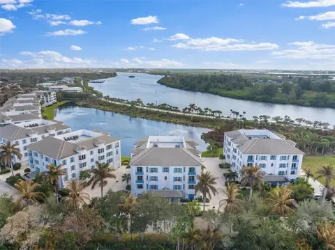 9049 Somerset Bay Ln #302, Vero Beach, FL 32963