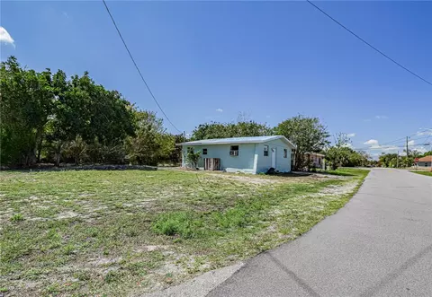 2431 42nd Pl, Vero Beach, FL 32967