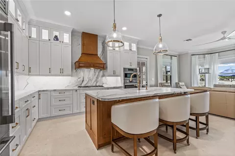 1036 E Polo Grounds Dr, Vero Beach, FL 32966
