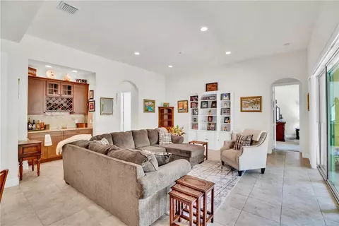 393 11th Sq SW, Vero Beach, FL 32962