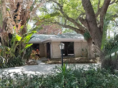 1900 5th Ave SE, Vero Beach, FL 32962