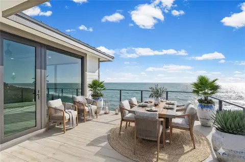 422 S Ocean Dr, Hutchinson Island, FL 34949