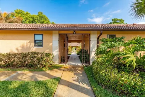 1939 77th Ave #2B, Vero Beach, FL 32966