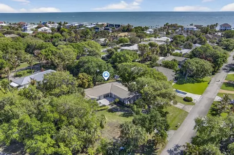 1926 Surfside Ter, Vero Beach, FL 32963