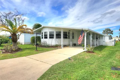 902 Periwinkle Cir, Barefoot Bay, FL 32976