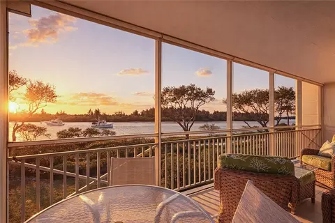 8825 W Orchid Island Cir #503, Vero Beach, FL 32963