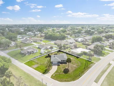 1054 Barber St, Sebastian, FL 32958