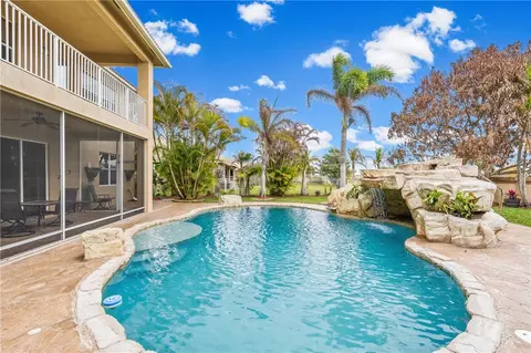 1120 Amethyst Dr SW, Vero Beach, FL 32968