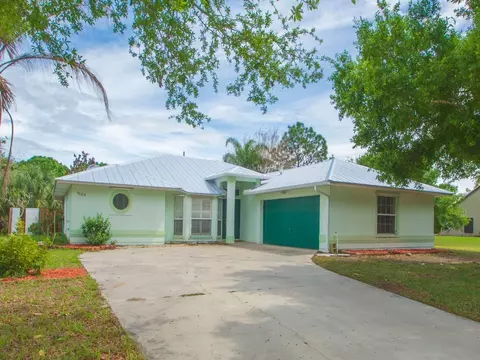 9084 102nd Ave, Vero Beach, FL 32967