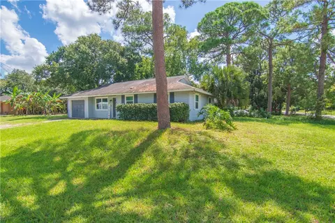 Exterior - 8775 24th St, Vero Beach, FL 32966 photo 6 of 10