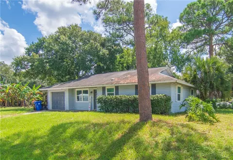 Exterior - 8775 24th St, Vero Beach, FL 32966 photo 5 of 10