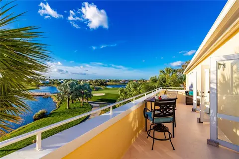 5010 Harmony Cir #306, Vero Beach, FL 32967