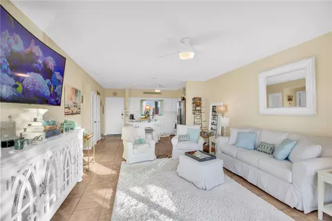 5010 Harmony Cir #306, Vero Beach, FL 32967