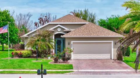 645 Gossamer Wing Way, Sebastian, FL 32958
