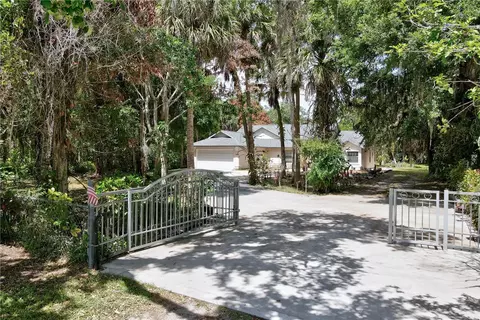 6930 41st St, Vero Beach, FL 32967