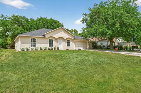 8765 105th Ct, Vero Beach, FL 32967