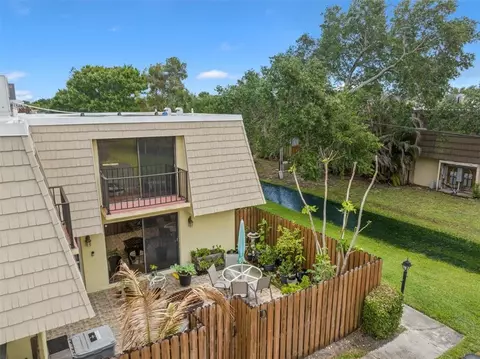 1170 6th Ave #11D, Vero Beach, FL 32960