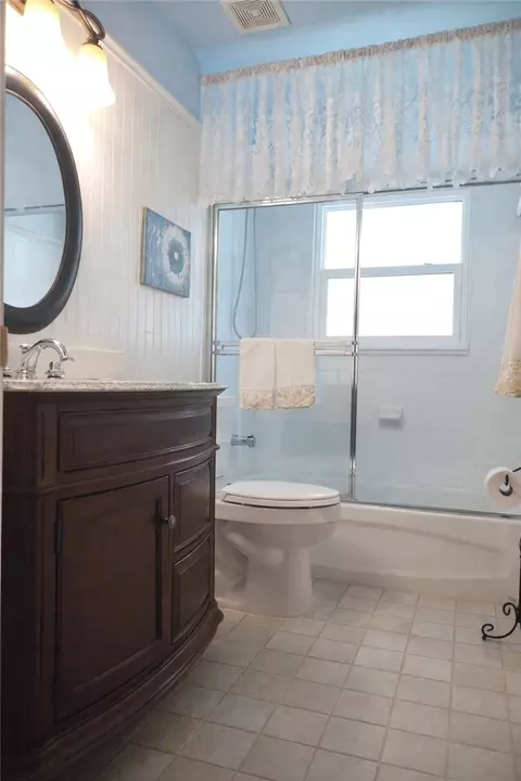 Bath - 4281 SW 10th Ave, Okeechobee, FL 34974 photo 2 of 2