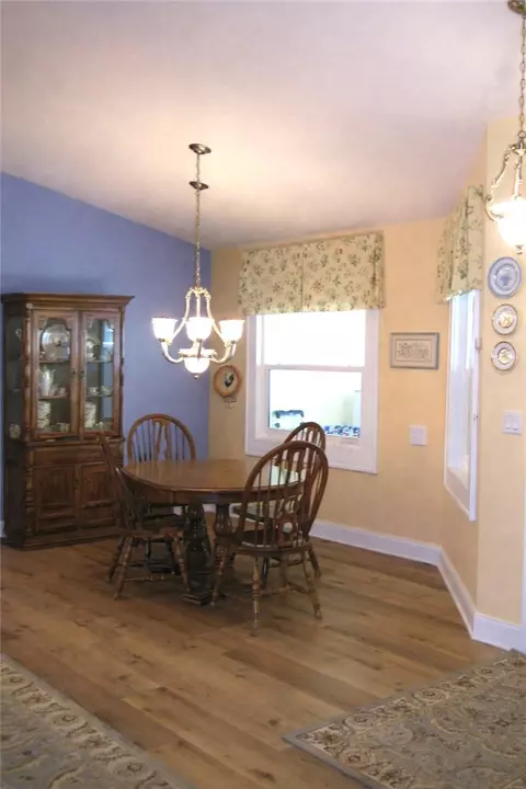 Dining - 4281 SW 10th Ave, Okeechobee, FL 34974 photo 2 of 2