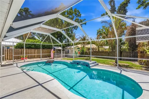 2821 21st Ln, Vero Beach, FL 32960