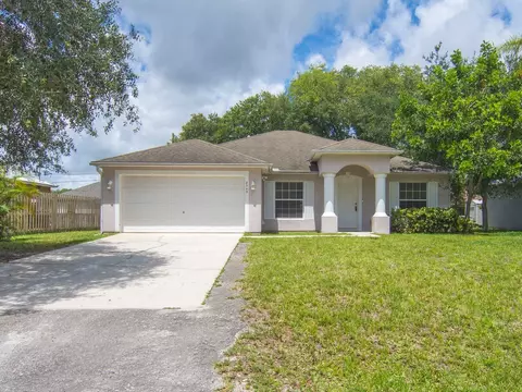 8945 103rd Ave, Vero Beach, FL 32967