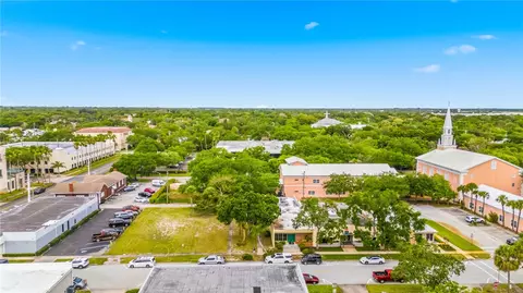 2125 15th Ave, Vero Beach, FL 32960