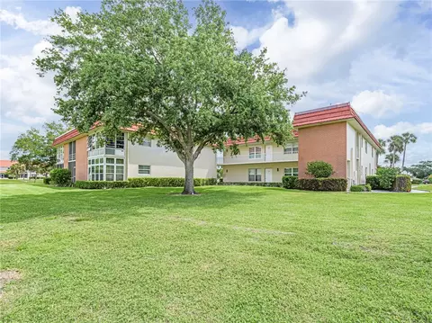 4 Vista Palm Ln #105, Vero Beach, FL 32962