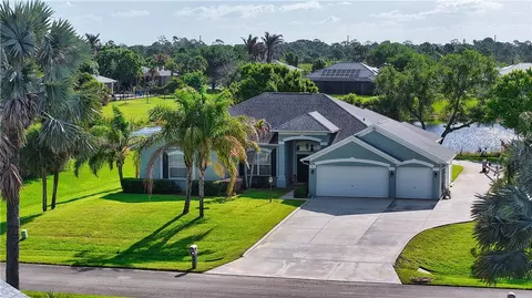 761 Holden Ave, Sebastian, FL 32958