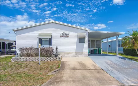 7669 Chasta Rd #13, Sebastian, FL 32976