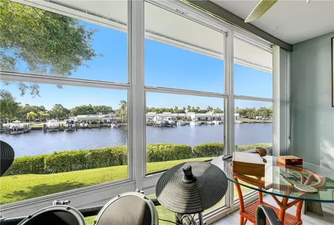 2800 Indian River Blvd #9D, Vero Beach, FL 32960