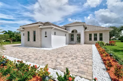 560 Stoney Brook Farm Ct, Vero Beach, FL 32968