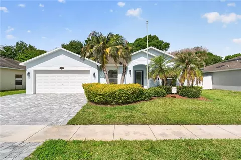 2105 46th Ave, Vero Beach, FL 32966