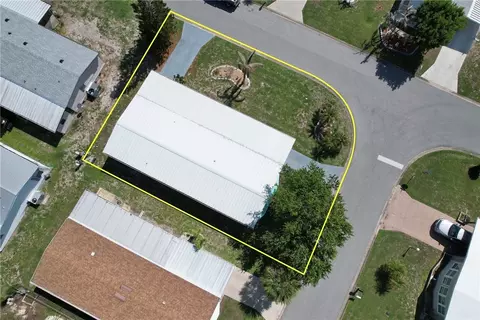 1100 Sabal Palm Ln, Barefoot Bay, FL 32976