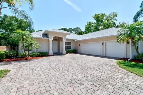 6760 49th Ct, Vero Beach, FL 32967