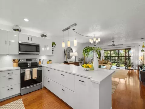 400 18th St #O-6, Vero Beach, FL 32960