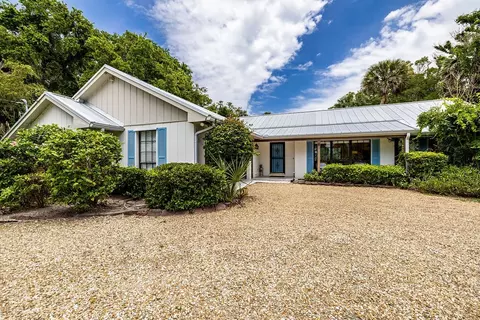 3820 Indian River Dr E, Vero Beach, FL 32963