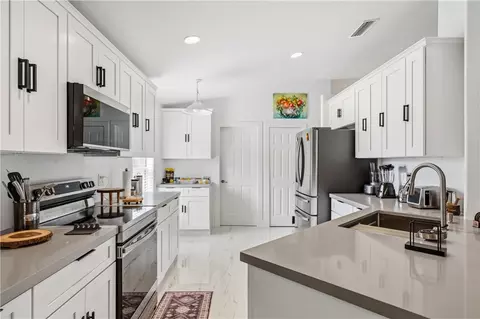 845 Greenleaf Cir, Vero Beach, FL 32960