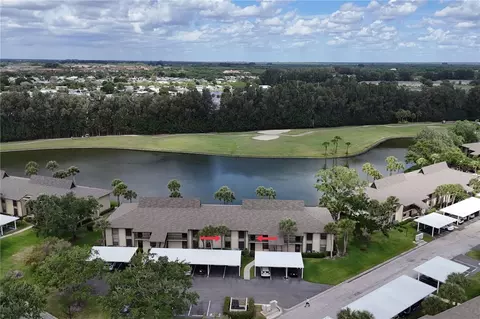 18 Plantation Dr #204, Vero Beach, FL 32966