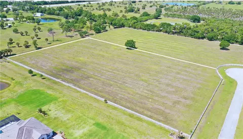 7325 6th St SW, Vero Beach, FL 32968