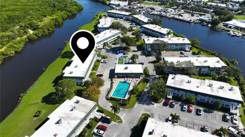 2800 Indian River Blvd #7F, Vero Beach, FL 32960