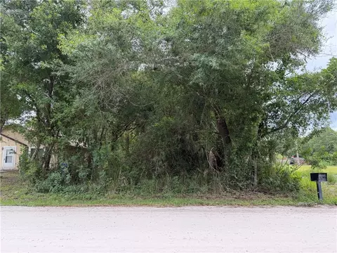 2110 86th Dr, Vero Beach, FL 32966