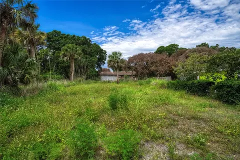 4825 32nd Ave, Vero Beach, FL 32967