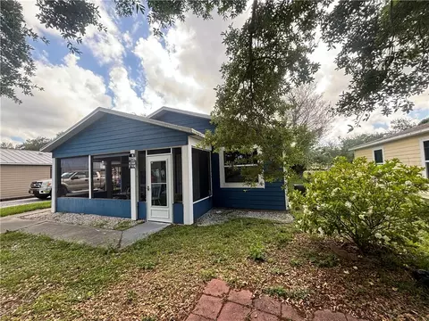4235 36th Ct, Vero Beach, FL 32967